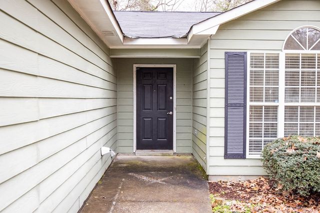 556 Douglas Drive, Ellerslie, GA 31807