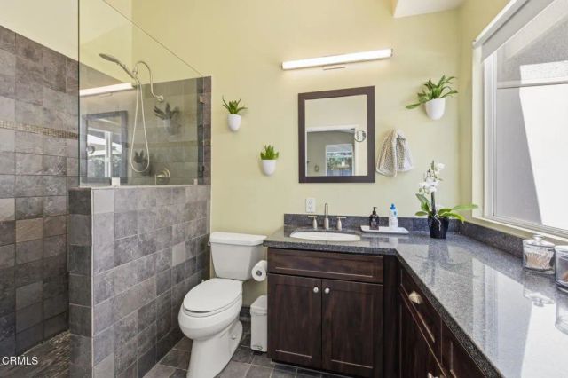 795 Livingston Avenue, Ventura, CA 93003