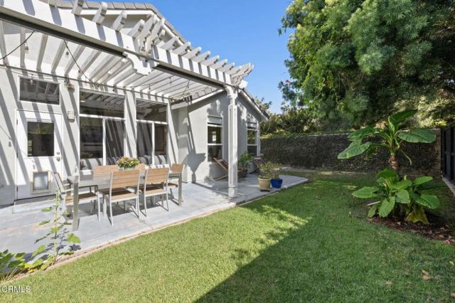 795 Livingston Avenue, Ventura, CA 93003