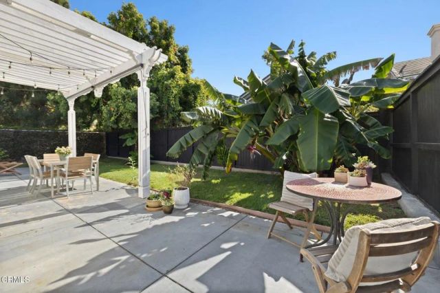 795 Livingston Avenue, Ventura, CA 93003