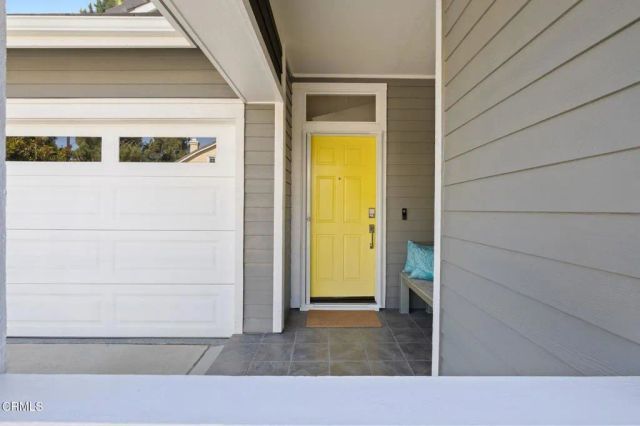 795 Livingston Avenue, Ventura, CA 93003