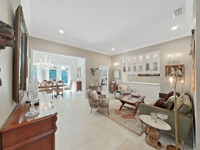 4833 WINDMILL PALM TERRACE NE, St Petersburg, FL 33703