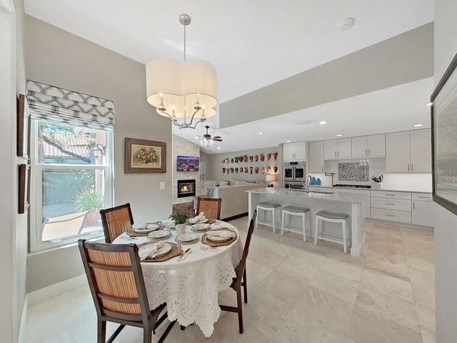 4833 WINDMILL PALM TERRACE NE, St Petersburg, FL 33703