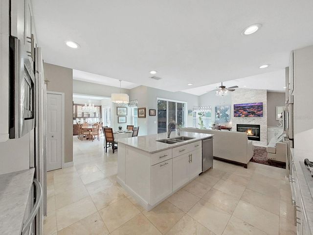 4833 WINDMILL PALM TERRACE NE, St Petersburg, FL 33703