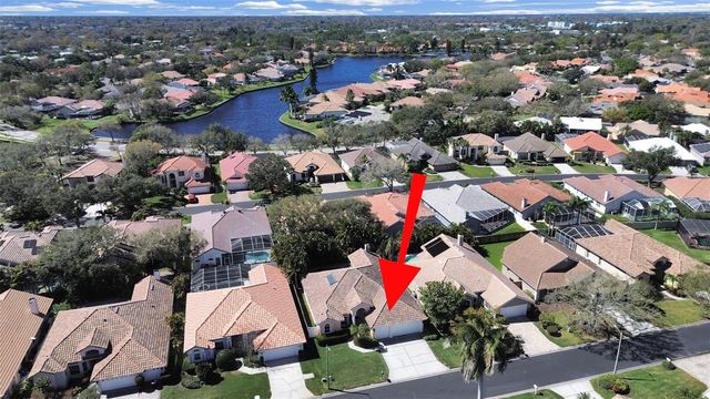 4833 WINDMILL PALM TERRACE NE, St Petersburg, FL 33703