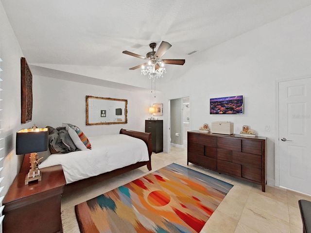 4833 WINDMILL PALM TERRACE NE, St Petersburg, FL 33703