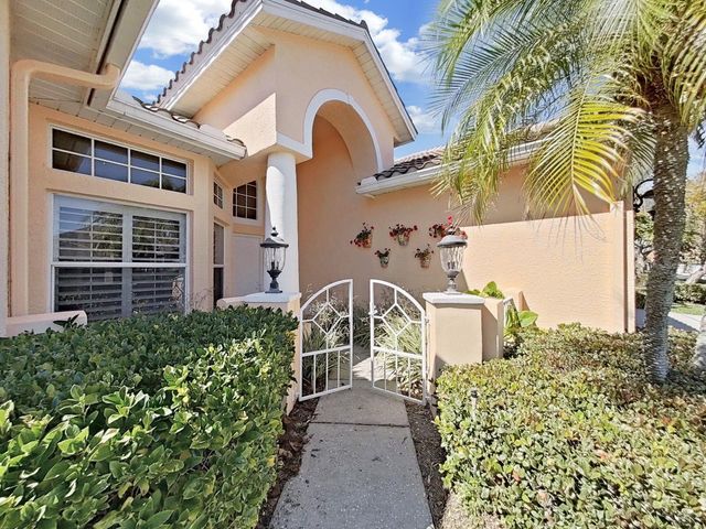 4833 WINDMILL PALM TERRACE NE, St Petersburg, FL 33703