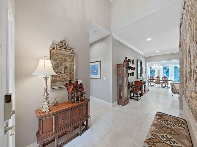 4833 WINDMILL PALM TERRACE NE, St Petersburg, FL 33703