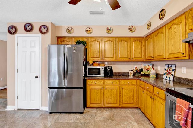 36434 Alexandria Trail, Stapleton, AL 36578