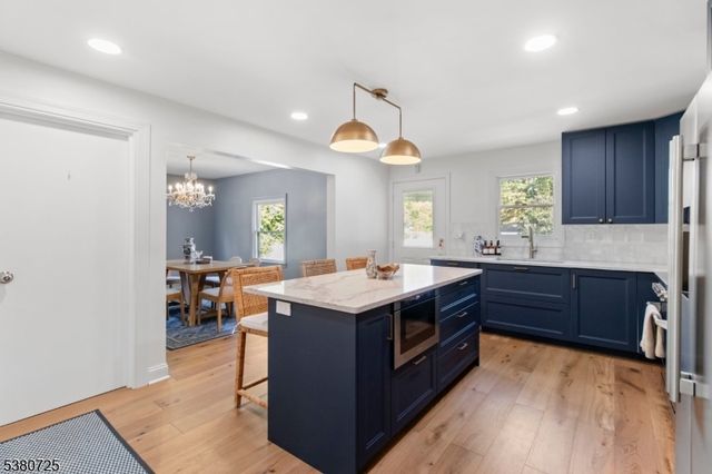 359 Mountain Ave, Springfield Twp., NJ 07081