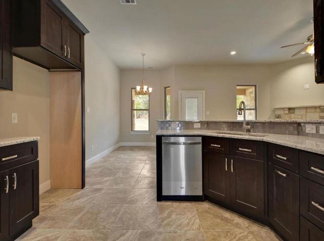 208 Venture BLVD S, Point Venture, TX 78645