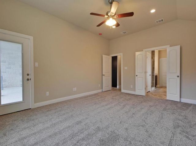 208 Venture BLVD S, Point Venture, TX 78645