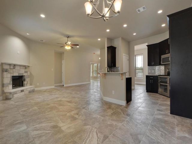 208 Venture BLVD S, Point Venture, TX 78645