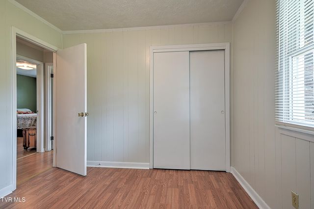 5950 Lone Star Road, Kingsport, TN 37660