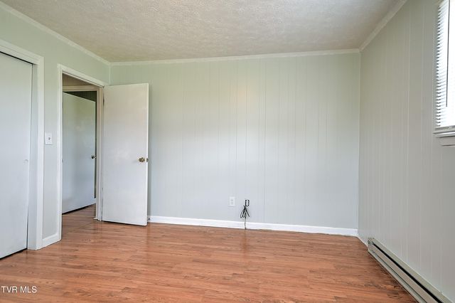 5950 Lone Star Road, Kingsport, TN 37660