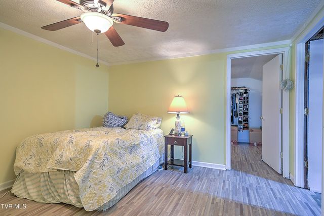 5950 Lone Star Road, Kingsport, TN 37660