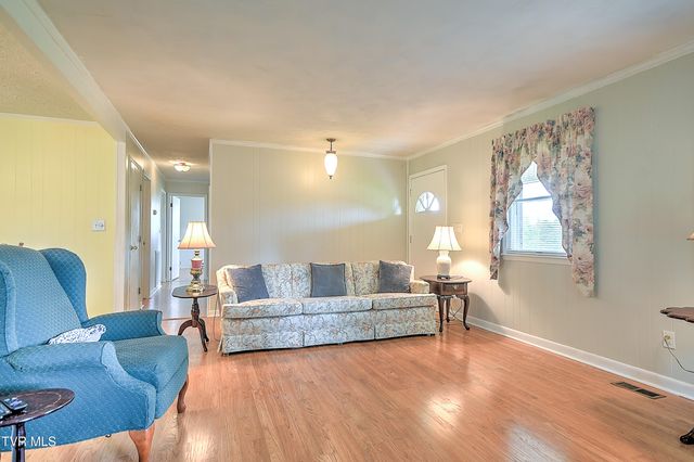 5950 Lone Star Road, Kingsport, TN 37660