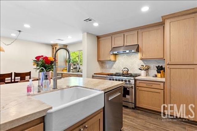 23781 Port Royal Court, Tehachapi, CA 93561