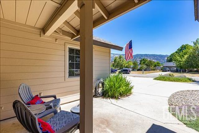 23781 Port Royal Court, Tehachapi, CA 93561