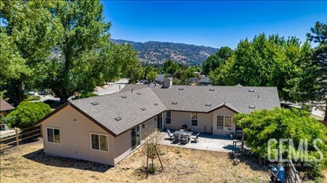 23781 Port Royal Court, Tehachapi, CA 93561