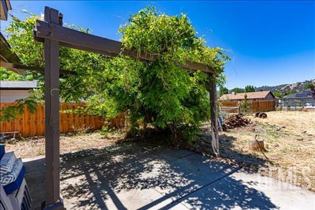 23781 Port Royal Court, Tehachapi, CA 93561