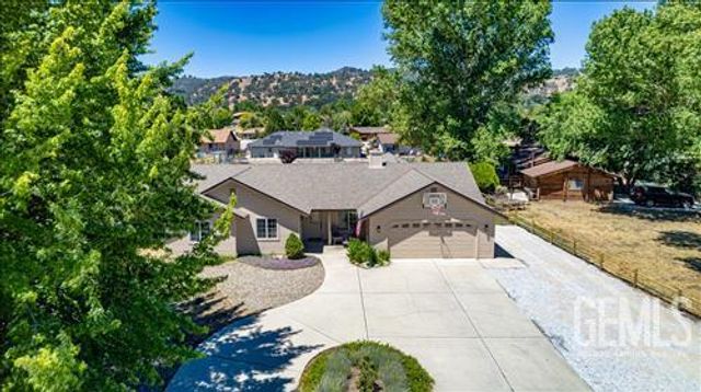 23781 Port Royal Court, Tehachapi, CA 93561