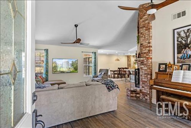 23781 Port Royal Court, Tehachapi, CA 93561