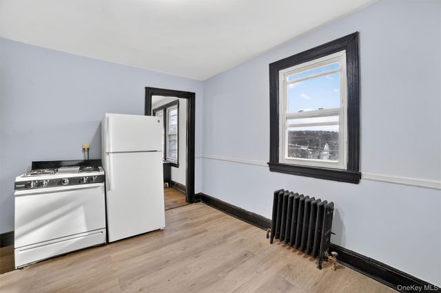 364 Ashford Avenue 2E, Dobbs Ferry, NY 10522