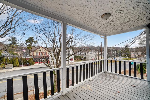 364 Ashford Avenue 2E, Dobbs Ferry, NY 10522