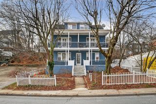 364 Ashford Avenue 2E, Dobbs Ferry, NY 10522