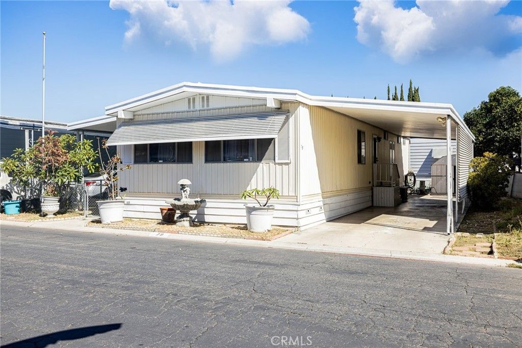 300 N Rampart 79, Orange, CA 92868