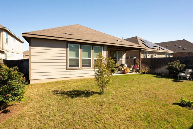 137 Big Leaf DR, Buda, TX 78610