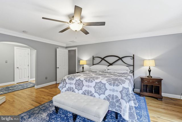 7124 IVAKOTA RD, Clifton, VA 20124