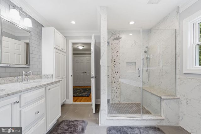 7124 IVAKOTA RD, Clifton, VA 20124