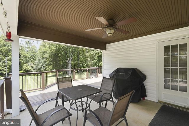 7124 IVAKOTA RD, Clifton, VA 20124