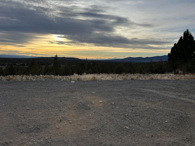 3021 SE Indian Lane, Prineville, OR 97754