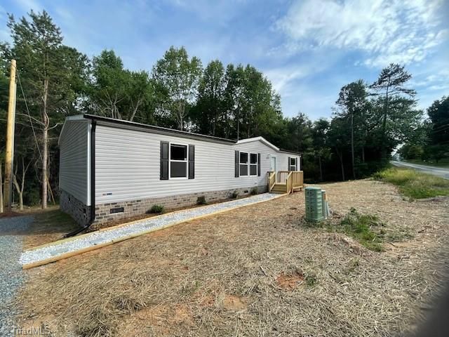4533 Giles Road, Lexington, NC 27295