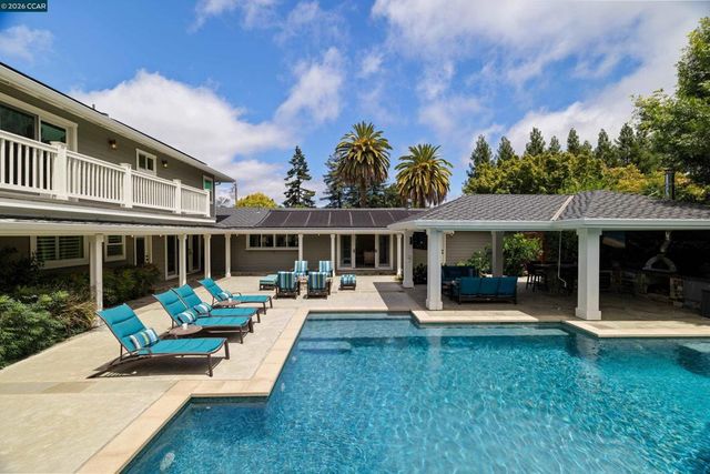 125 El Dorado Ave, Danville, CA 94526