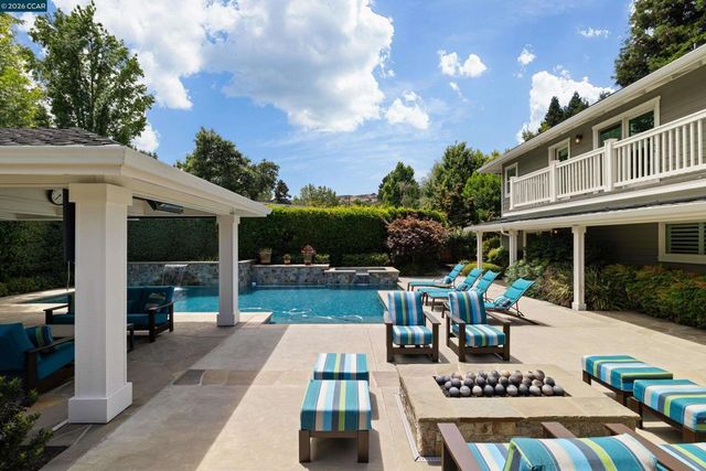 125 El Dorado Ave, Danville, CA 94526