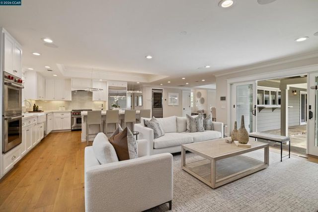 125 El Dorado Ave, Danville, CA 94526