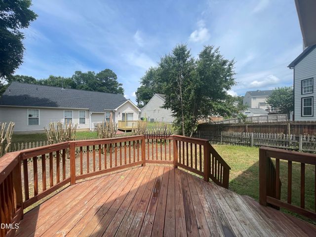 537 Mountain Lake Drive, Raleigh, NC 27610
