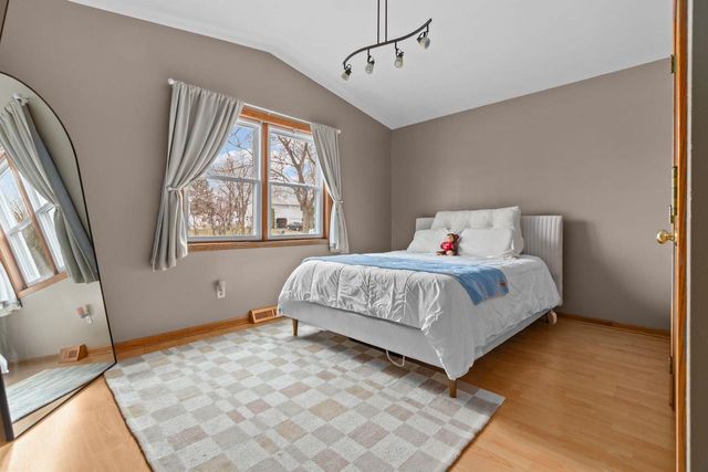 96 UNIVERSITY DRIVE, Fond Du Lac, WI 54935