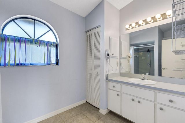 5860 MILTON AVENUE, Sarasota, FL 34243