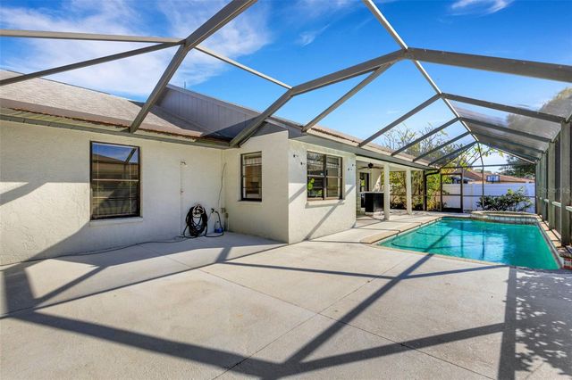 5860 MILTON AVENUE, Sarasota, FL 34243