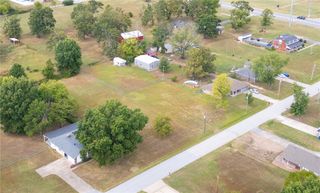 1500 Mayflower Road, Bentonville, AR 72713