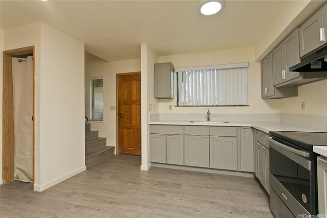 98-1819 Kaahumanu Street 78B, Aiea, HI 96701