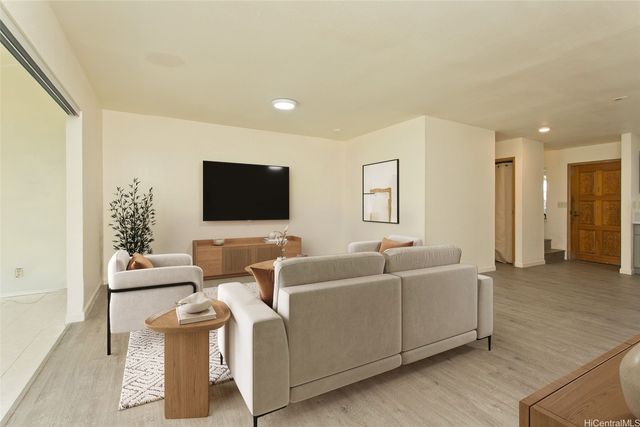 98-1819 Kaahumanu Street 78B, Aiea, HI 96701