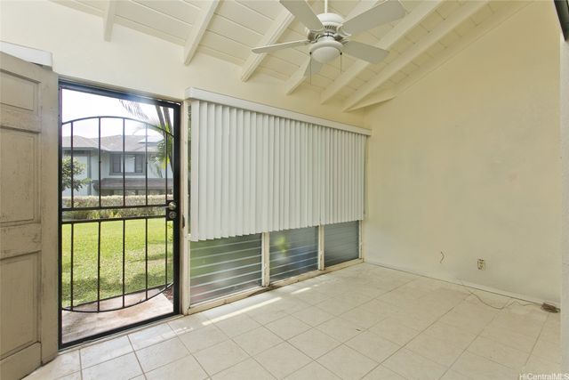 98-1819 Kaahumanu Street 78B, Aiea, HI 96701