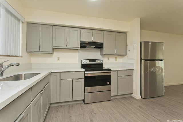 98-1819 Kaahumanu Street 78B, Aiea, HI 96701