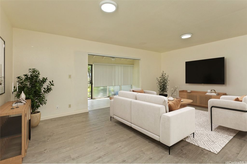 98-1819 Kaahumanu Street 78B, Aiea, HI 96701